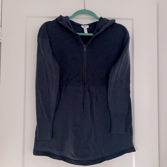 Thyme Maternity 1/4 Zip Up Hoodie Sweater - Picture 1 of 3